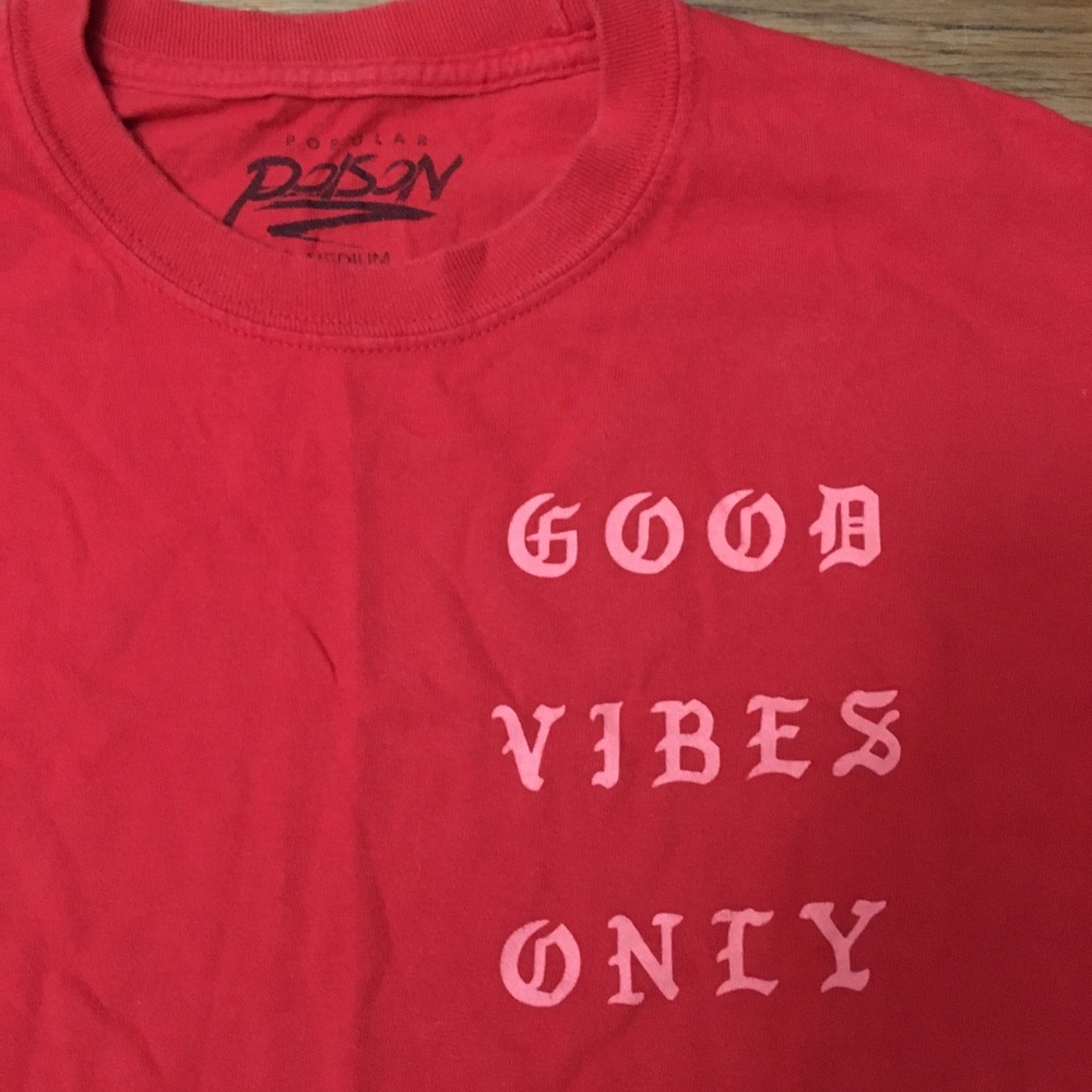 rue21 ‘Good Vibes Only’  red long sleeve - Picture 2 of 8